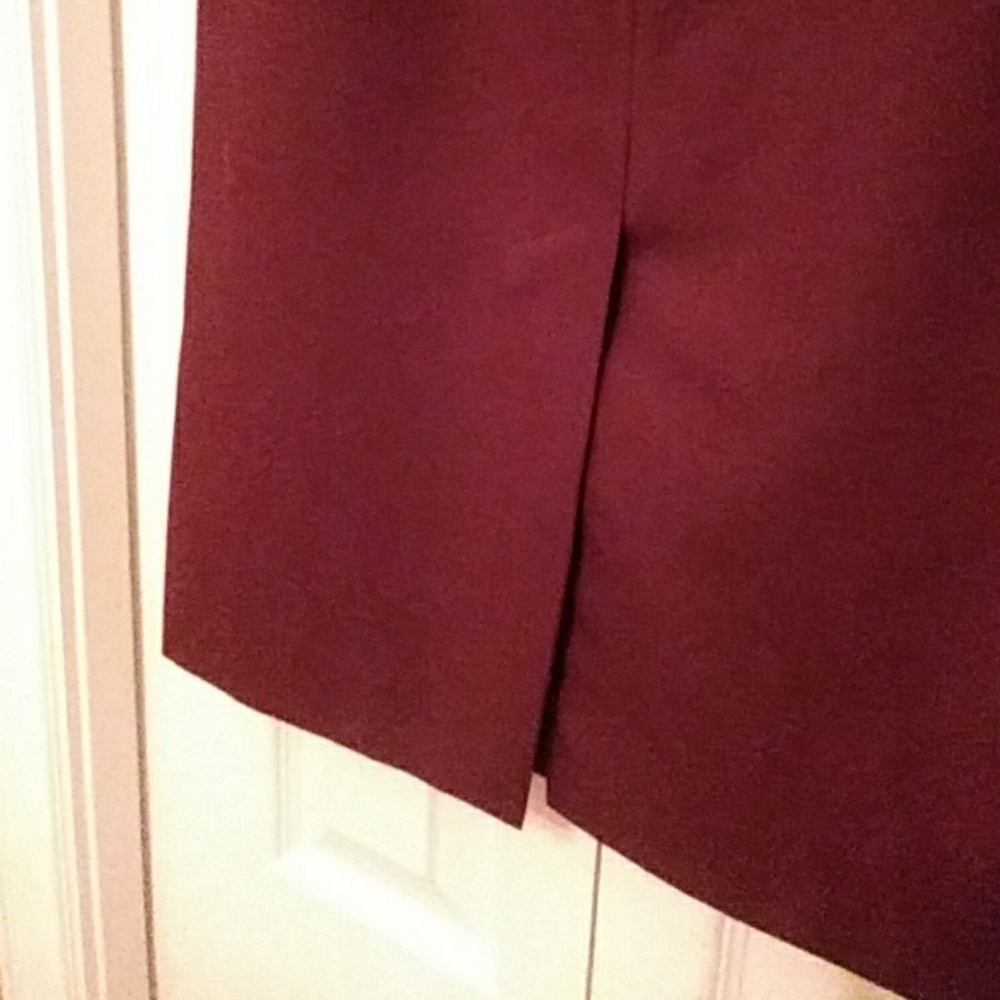 Suit - Picture 5 of 8